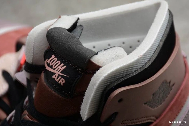 High (W) CMFT Canyon Zoom Air 1 CT0979-602 Jordan Rust 0701